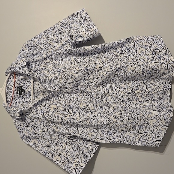 Talbots Wrinkle Resistant Shirt, White & Blue Dotted Pattern, Size 14 - Picture 1 of 4